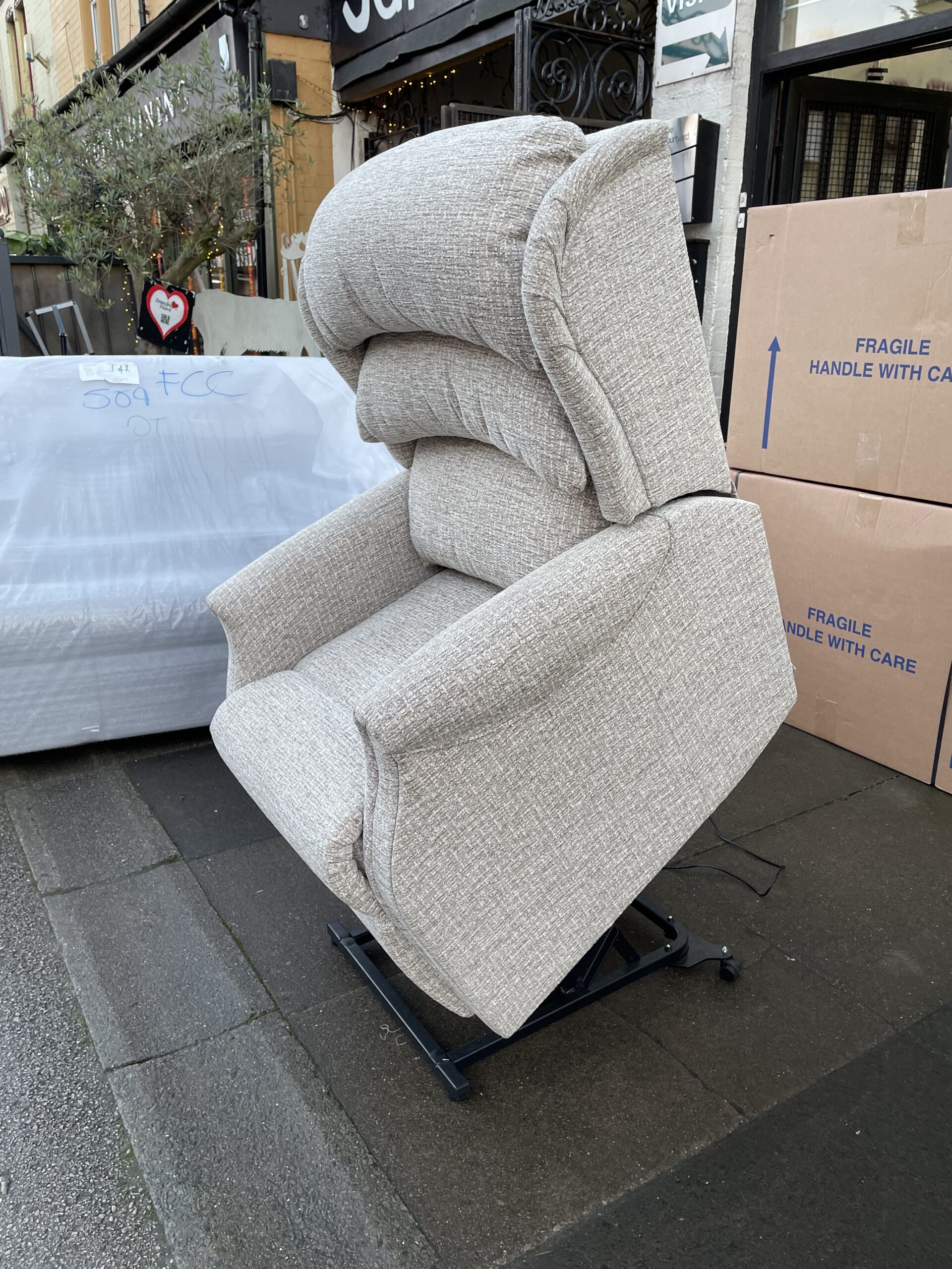 Westbury Dual Motor Riser Recliner Standard Size with Adjustable Headrest in Byron Mocha