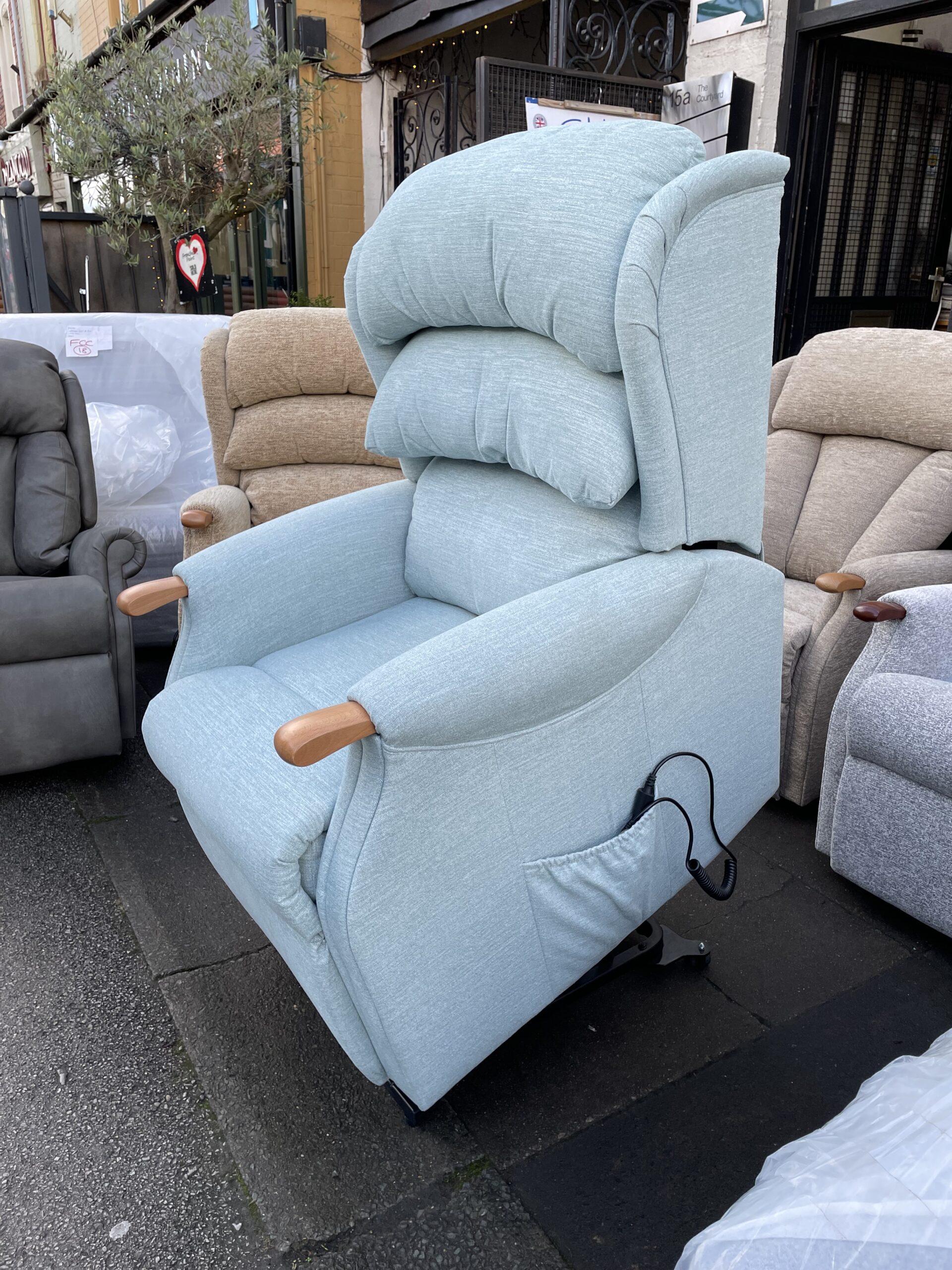 Celebrity Westbury Dual Motor Riser Recliner with 5 Point Massage System, Heat Pad and Powered Adjustable Headrest in Atlas Sky